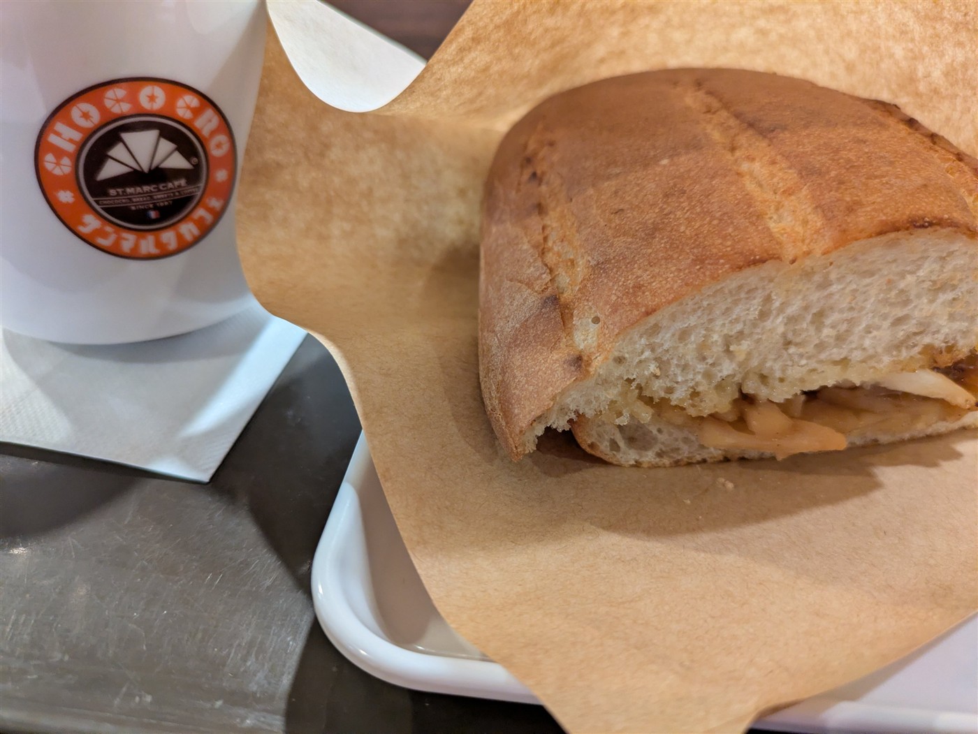 サンマルクホットサンド 月見テリヤキつくねの断面
